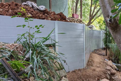 Composite retaining wall