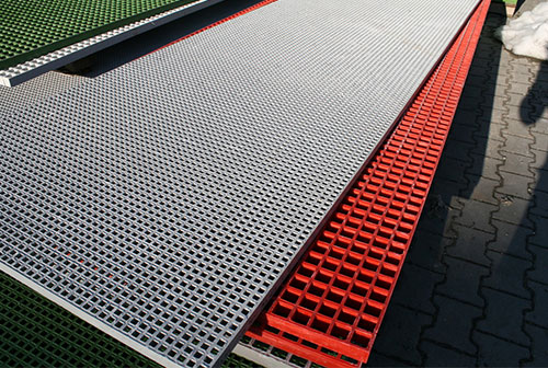 Polyvinyl chloride (PVC) grating