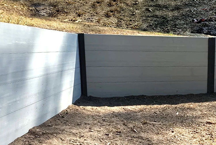 FRP retaining wall